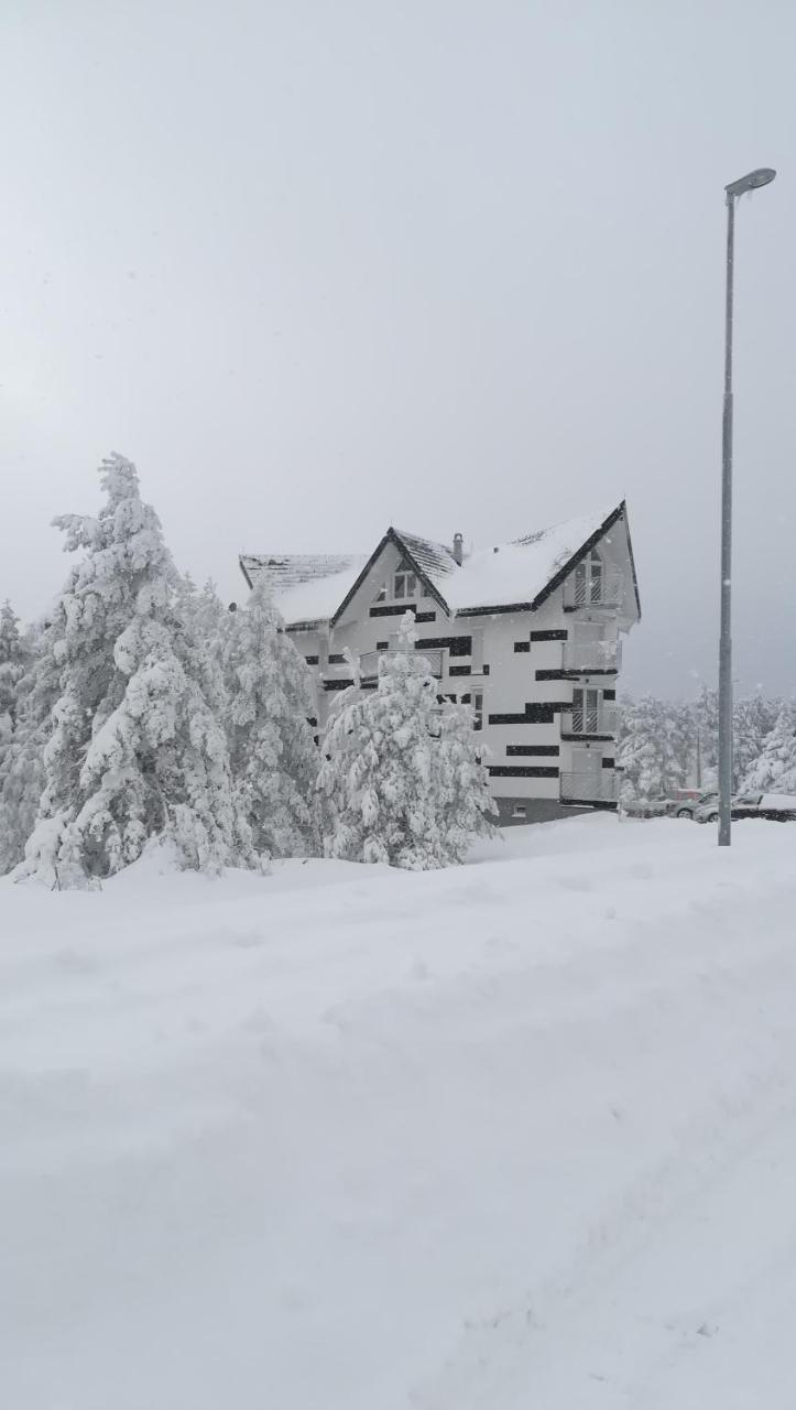 Apartment Triangle Дивчибаре Экстерьер фото